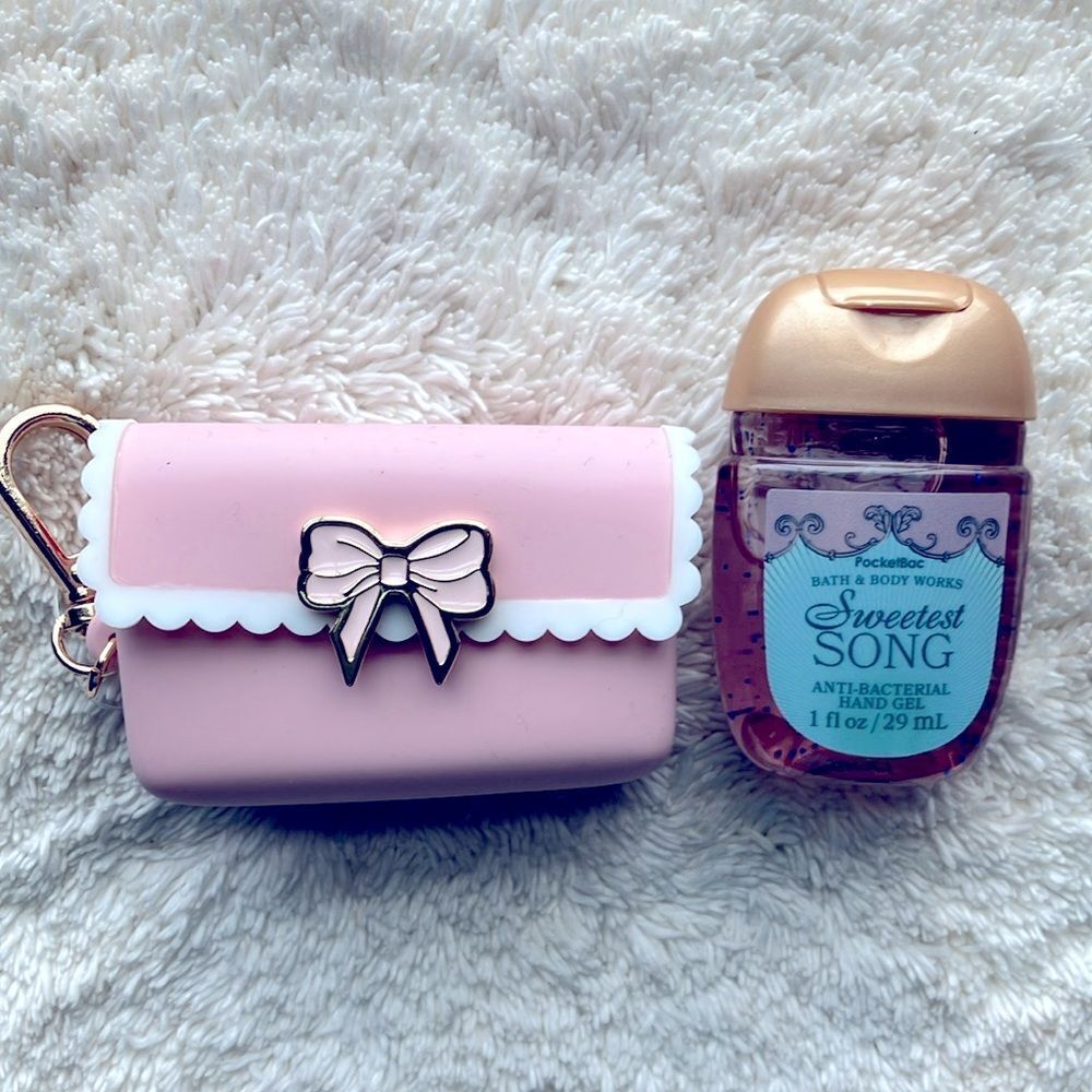 Bath and Body Works Pink and White Bow Keychain Pouch